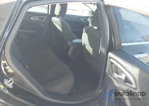 2015 Chrysler 200 Limited z USA, uszkodzony, nr VIN 1C3CCCAB1FN699435